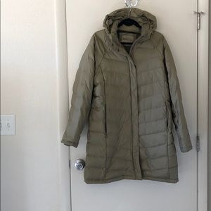 Cabela’s goose down parka large